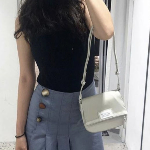 メゾンマルジェラ カレンダーロゴショルダーバッグ コピー S56WF0151P0396H7735